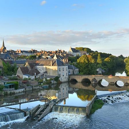 Chaleureuse Petite Maison De Bourg Beaumont-sur-Sarthe Exteriér fotografie