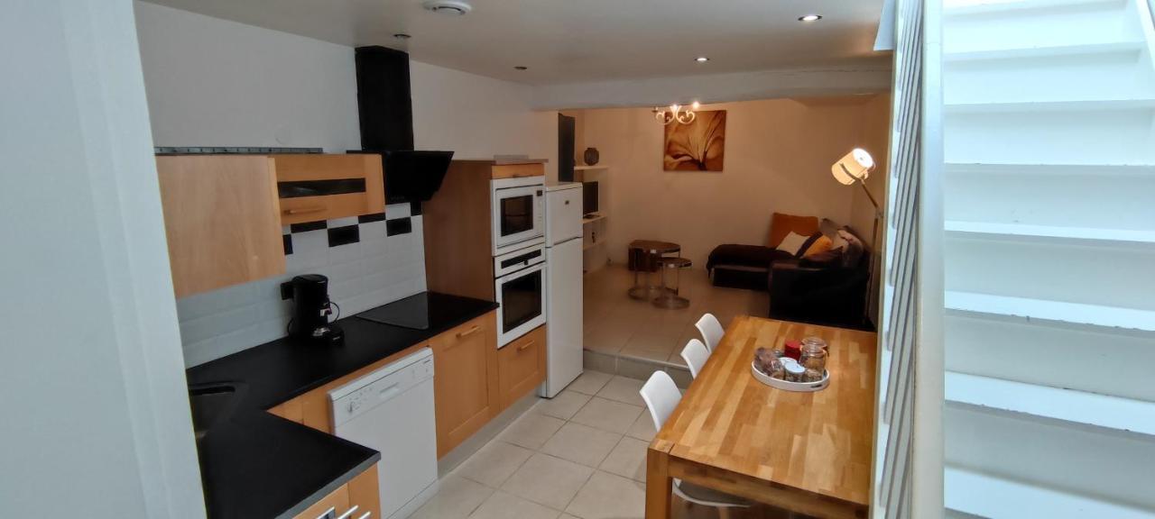 Chaleureuse Petite Maison De Bourg Beaumont-sur-Sarthe Exteriér fotografie