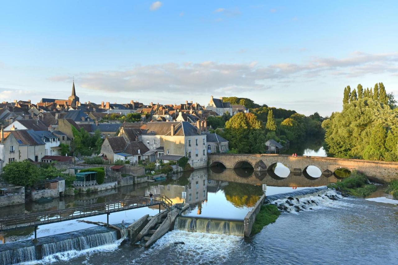 Chaleureuse Petite Maison De Bourg Beaumont-sur-Sarthe Exteriér fotografie
